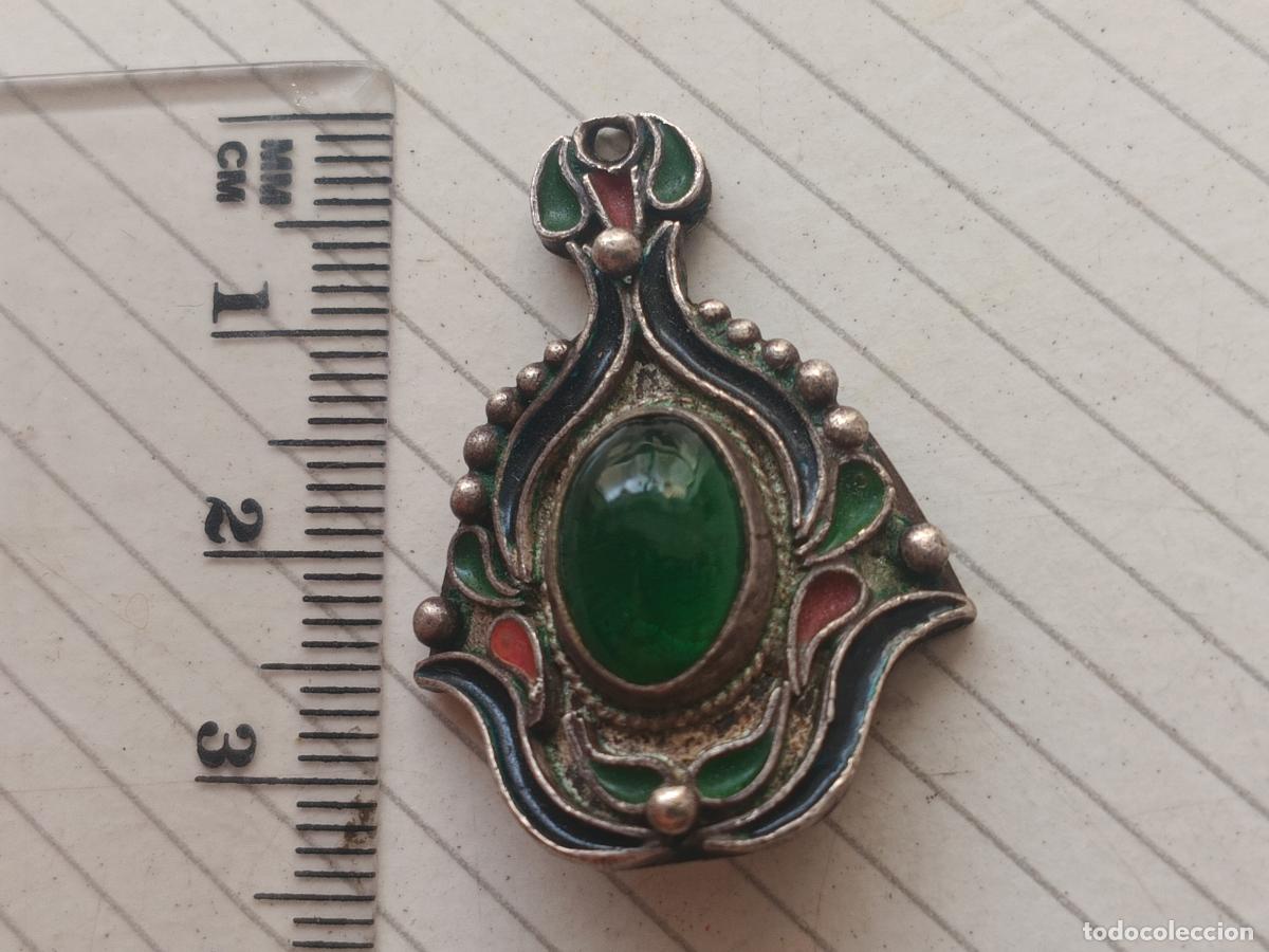 Joyeria: Colgante de plata y cristal