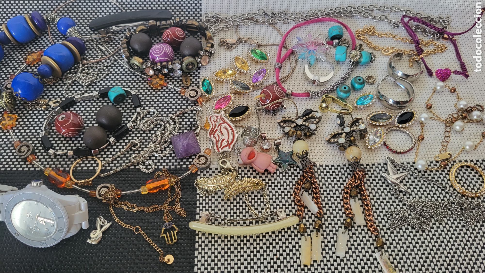 Joyeria: Lote varias bisuter&iacute;as L22