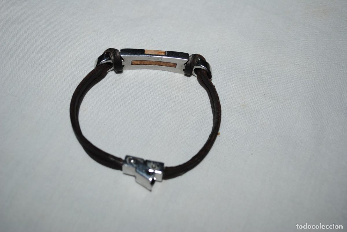 Joyeria: PULSERA DE ACERO MADERA Y CUERO , LOTUS ,