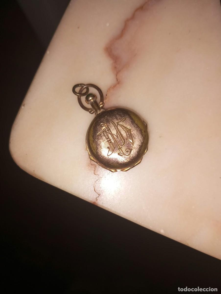Joyeria: guardapelos colgantes de finales del siglo XIX o principios del XX