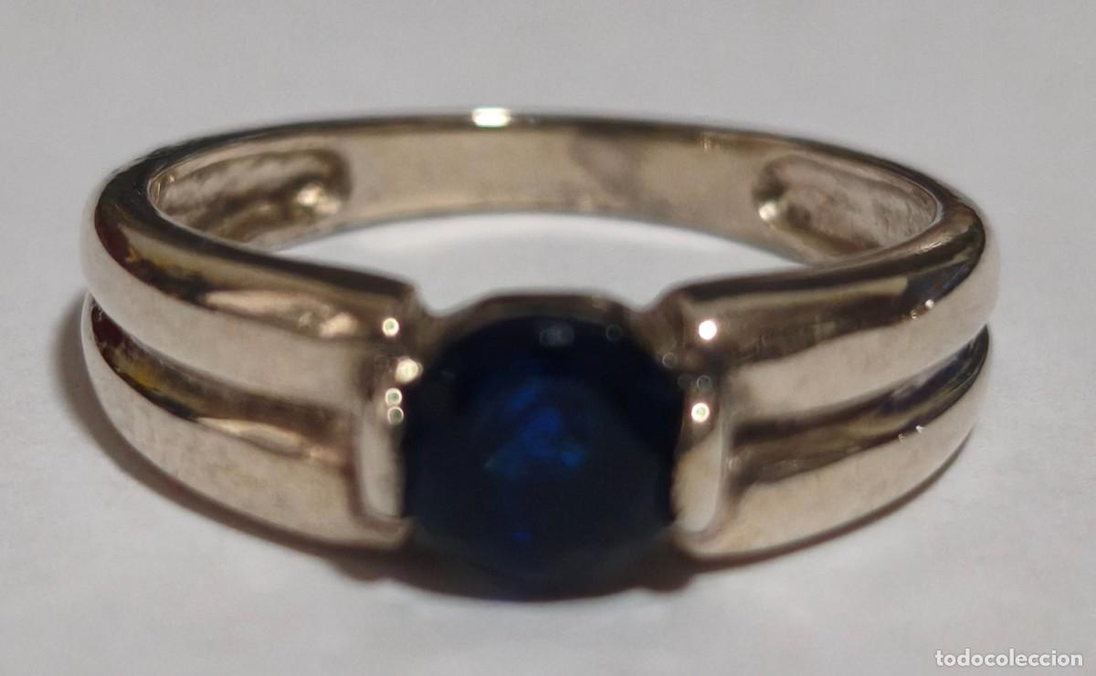 Joyeria: Anillo de plata de Ley de 925mm. con piedra azul