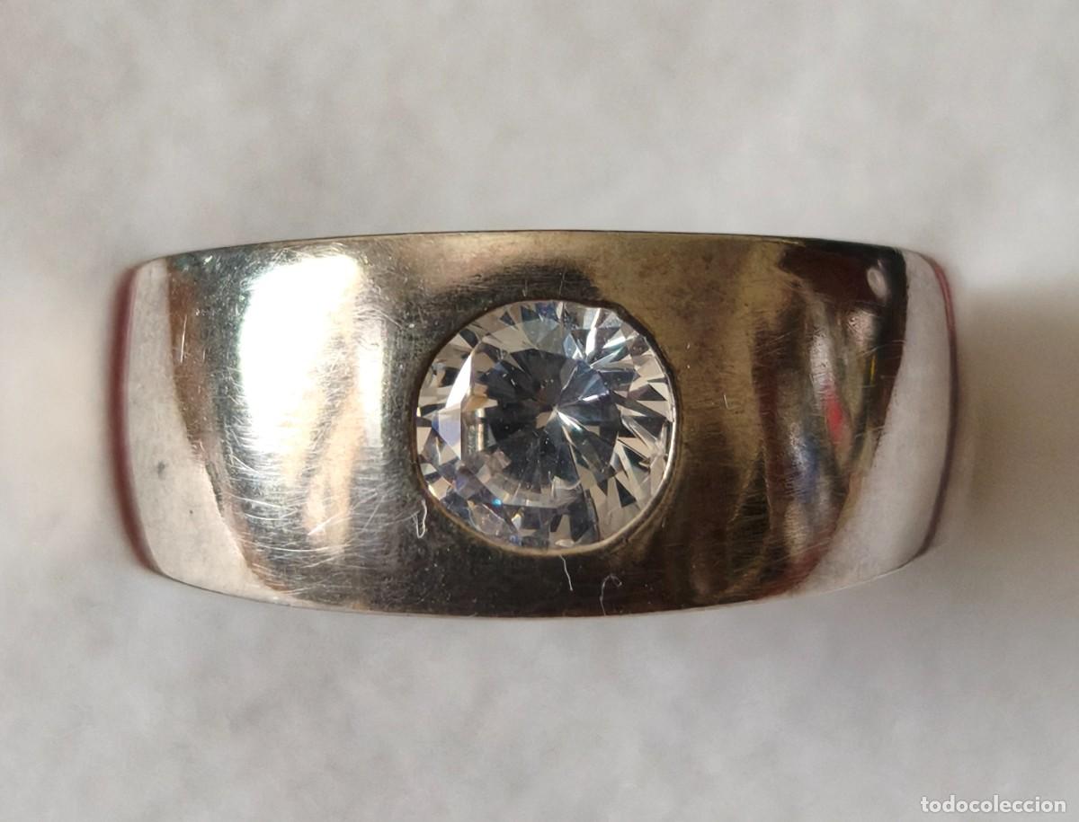 Joyeria: Anillo de plata de Ley de 925mm. con piedra blanca
