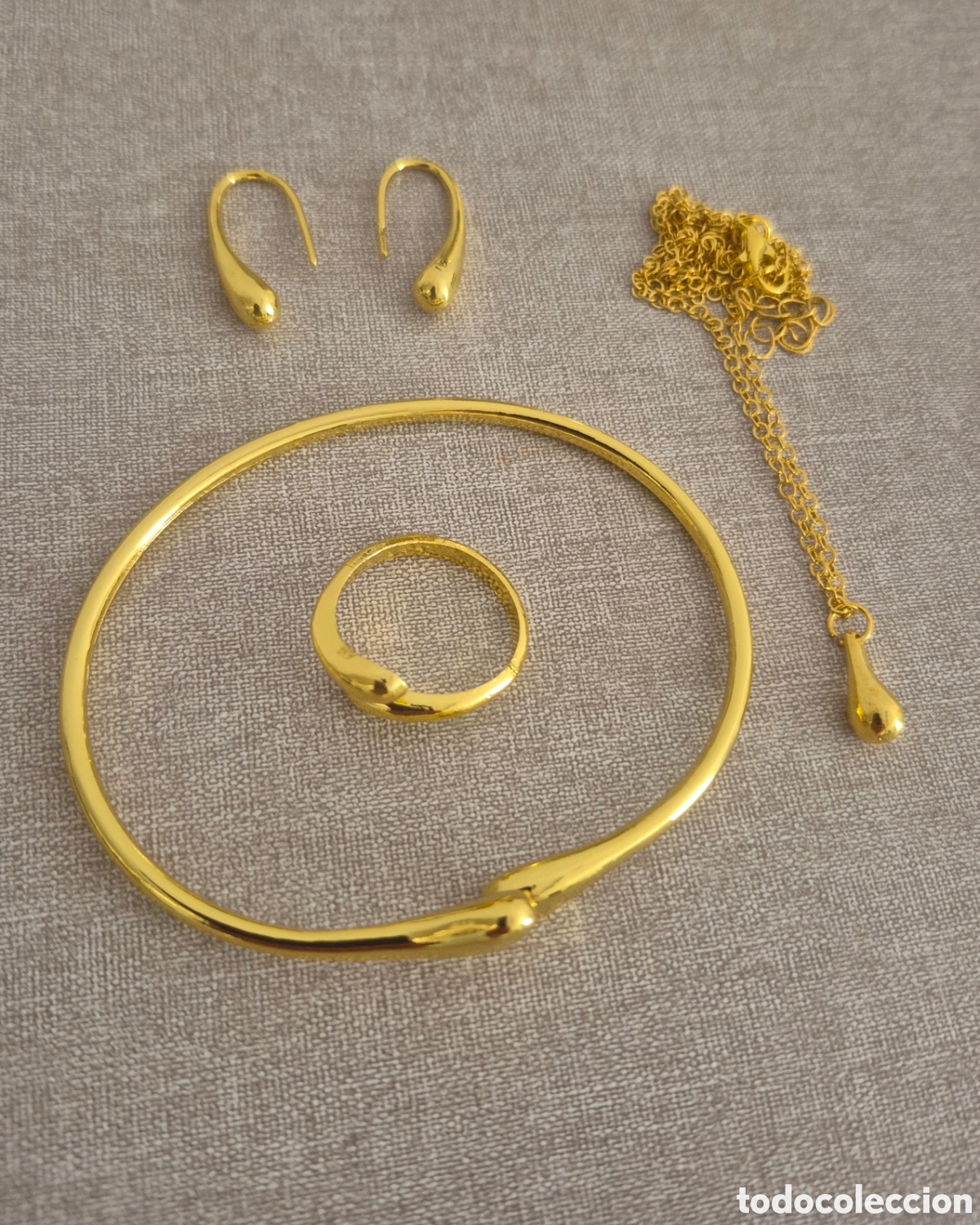 Joyeria: PRECIOSO CONJUNTO DE ORO LAMINADO. REF S4 C ORO PULSERAS