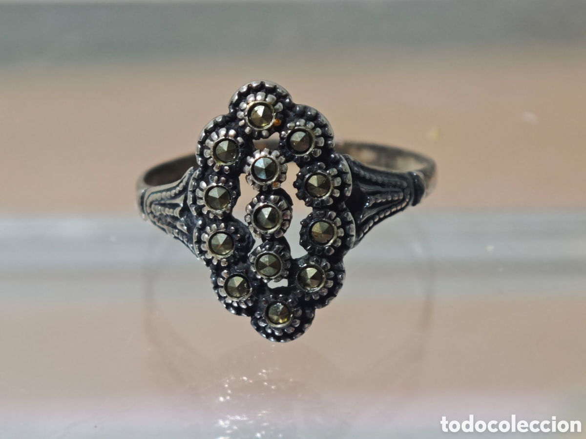 Joyeria: Anillo isabelino en plata de ley y marcasitas