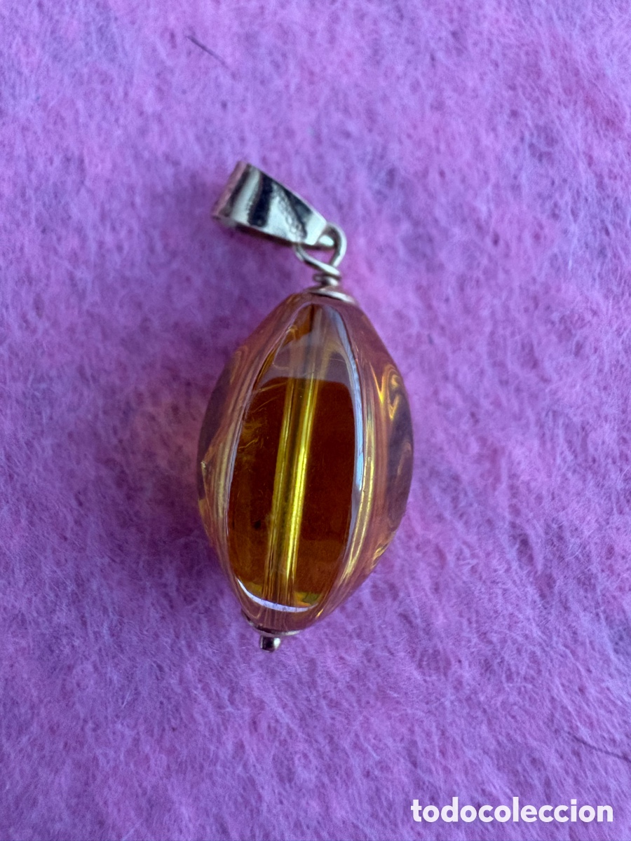 Joyeria: Colgante &aacute;mbar en oro de 18k