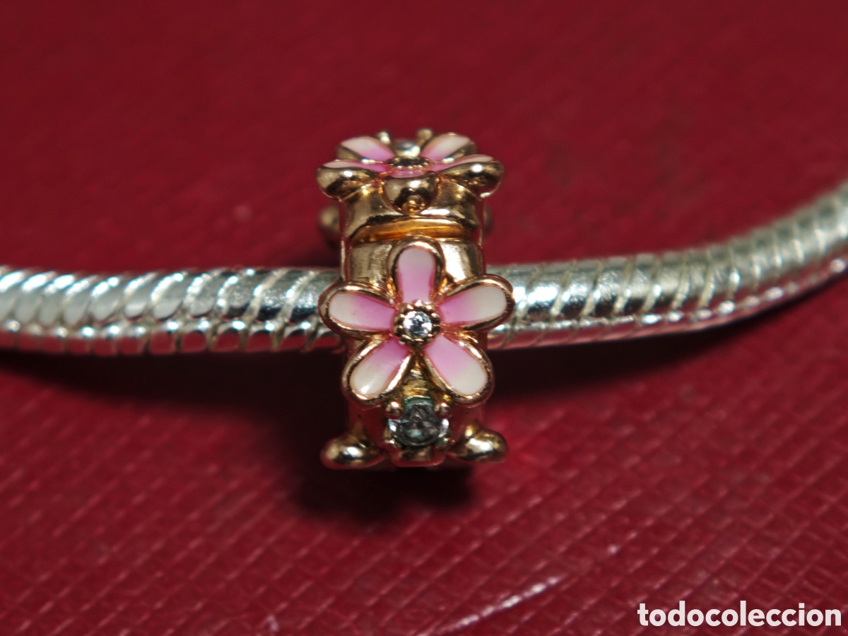 Joyeria: charm de Pandora en plata de ley