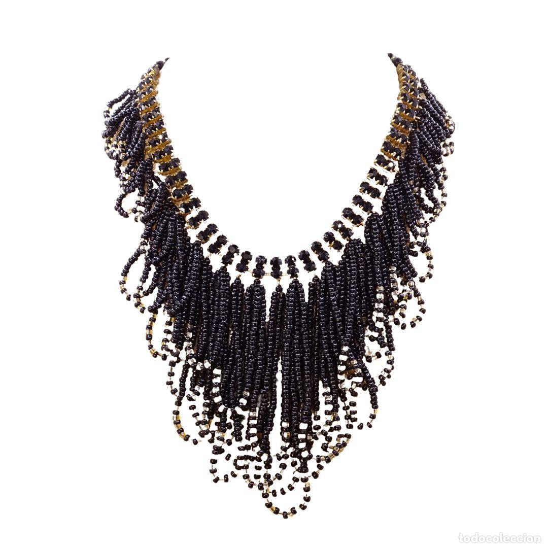 Joyeria: Collar, azabache y cristales, plaqu&eacute; oro, Art D&eacute;co, p.s. XX