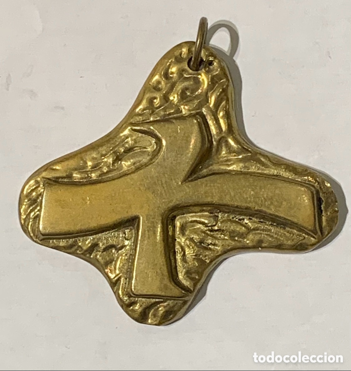Joyeria: Colgante. Publicidad KANEBO. Bronce. A&ntilde;os 90.
