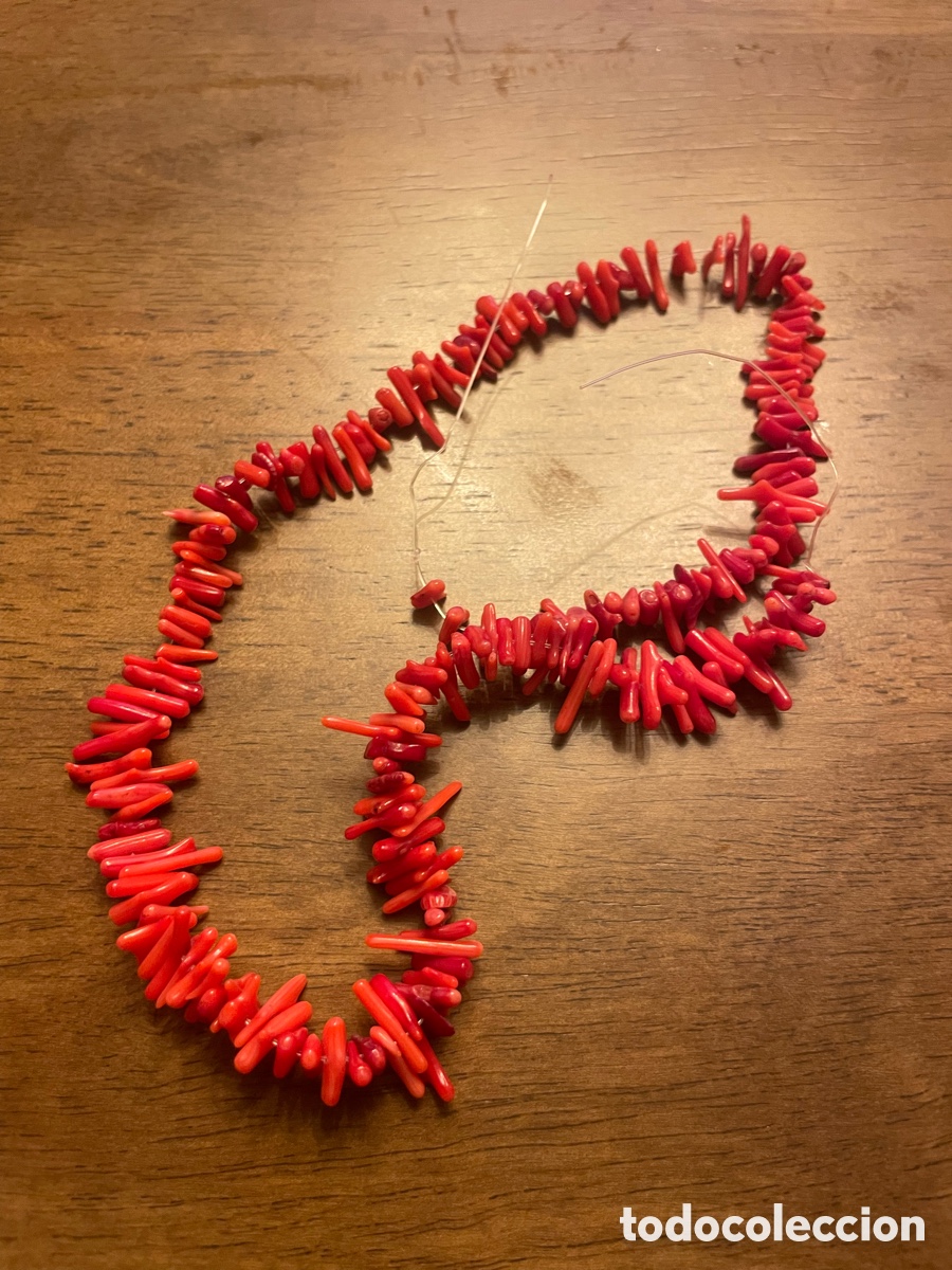 Joyeria: Hilo troncos y eamas de coral rojo