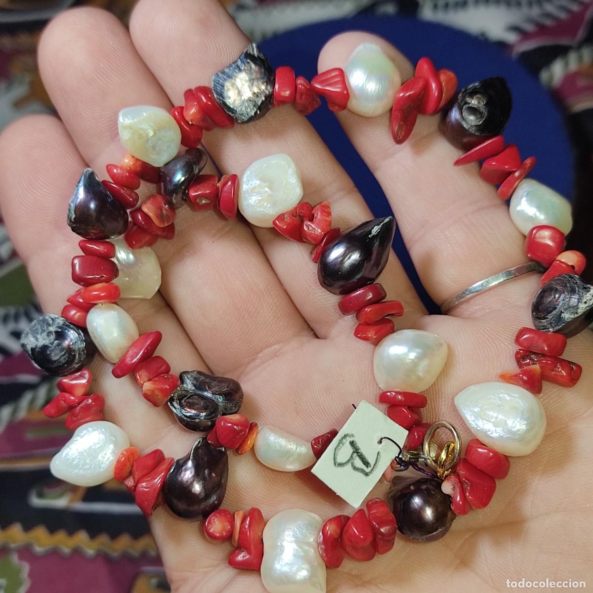 Joyeria: Collar de perlas grises y blancas y coral rojo. *B* - Foto 6