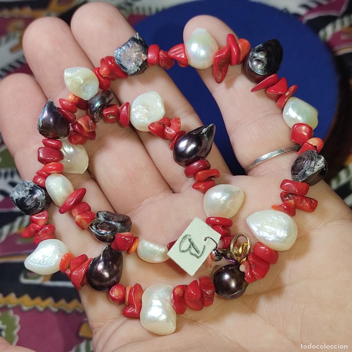 Joyeria: Collar de perlas grises y blancas y coral rojo. *B* - Foto 7