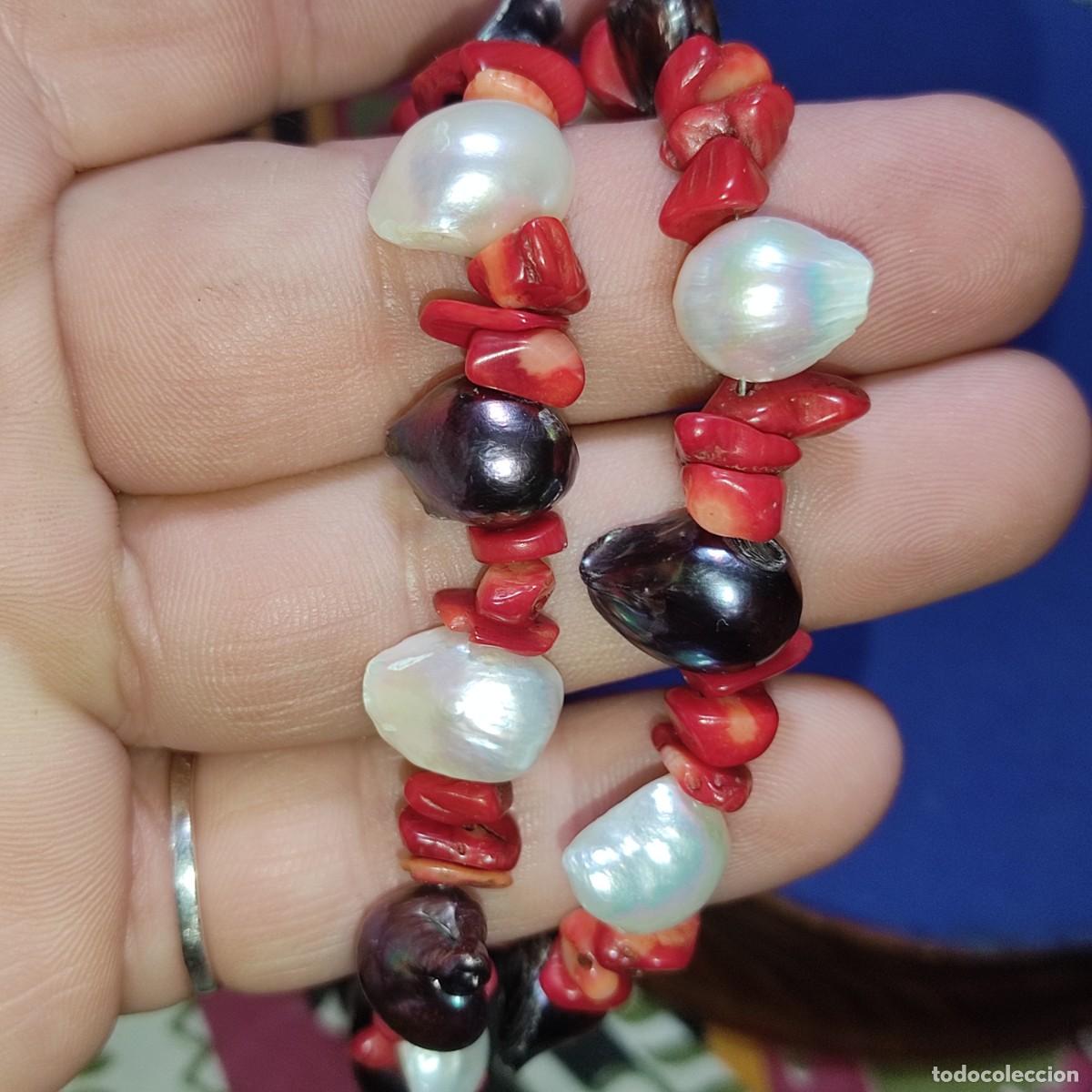 Joyeria: Collar de perlas grises y blancas y coral rojo. *B* - Foto 9