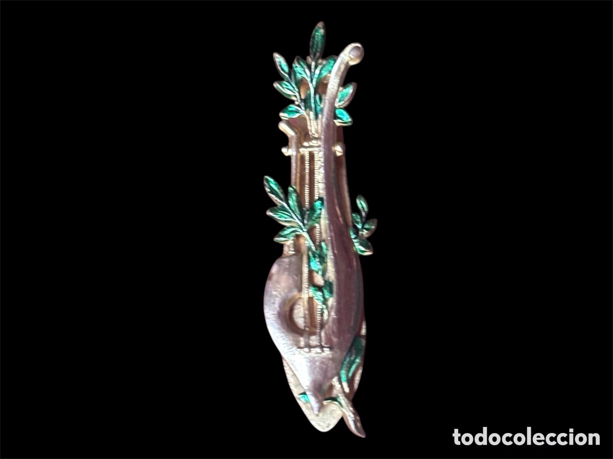 Joyeria: ALFILER DE CORBATA MODERNISTA ART NOUVEAU CHAPADO EN ORO INICIAL J LIRA CON ESMALTE VERDE C 1900