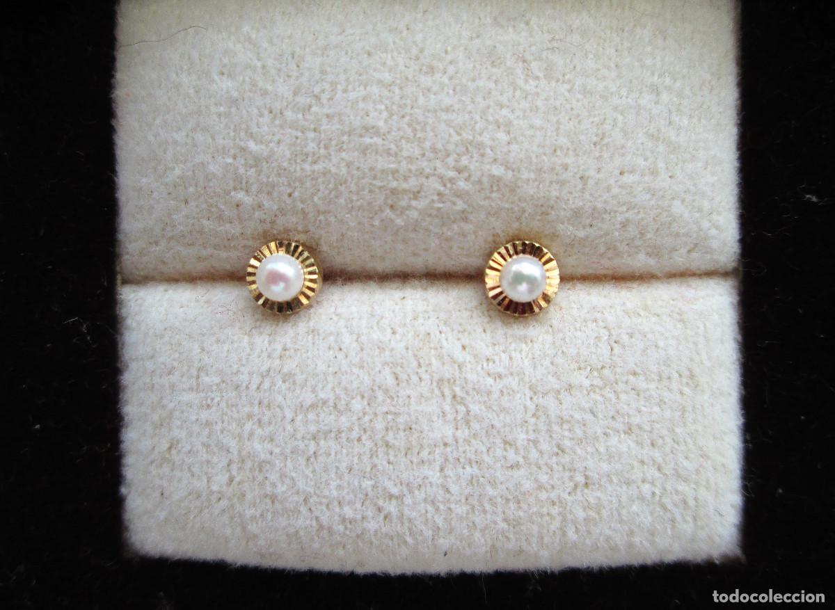 Joyeria: PENDIENTES DE ORO DE 18 KLTS. CON PERLAS - CIERRE DE ROSCA - SIN ESTRENAR