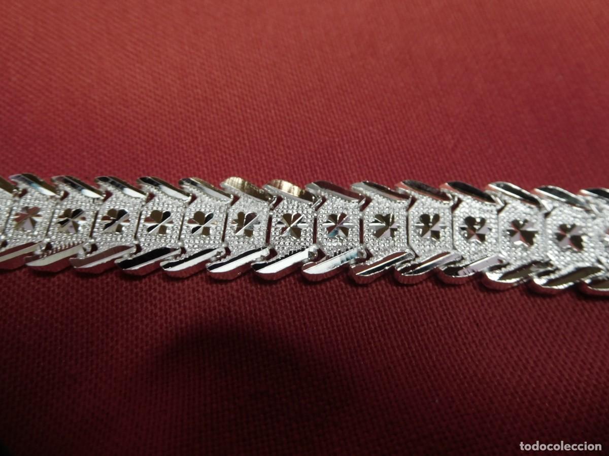 Joyeria: Pulsera ancha deslumbrante