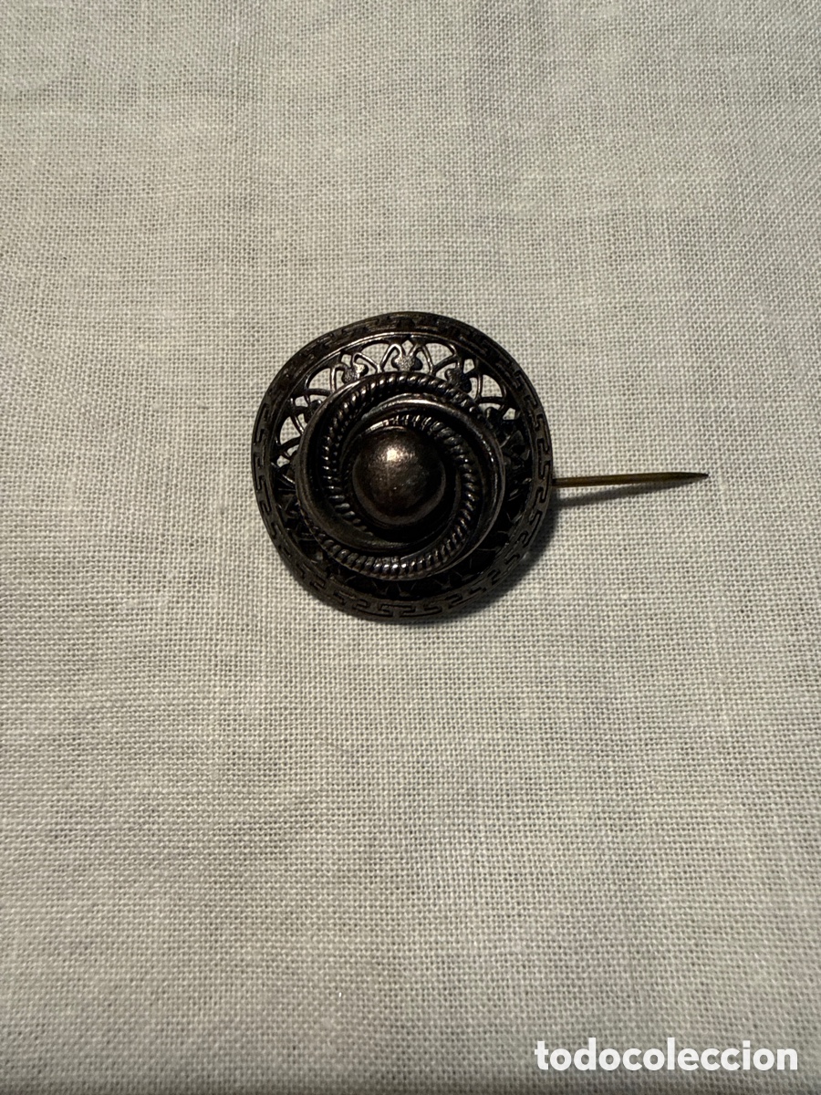 Joyeria: Broche vintage con borde de clave griega