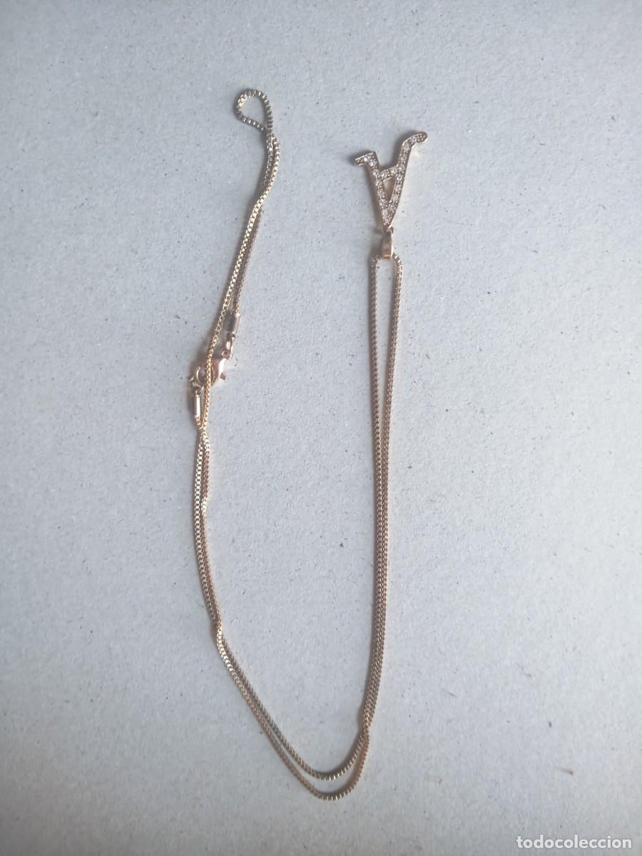 Joyeria: BONITA CADENA Y. COLGANTE LETRA. A. ANTIGUO