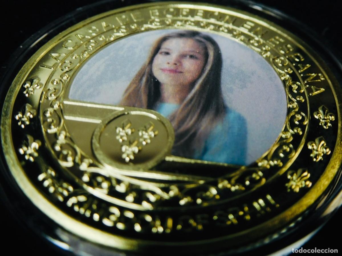 Joyeria: Medalla coleccionable de la Casa Real Espa&ntilde;ola con su certificado