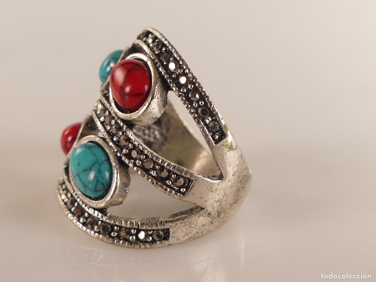 Joyeria: ELEGANTE ANILLO COLOR PLATEADO - Foto 3