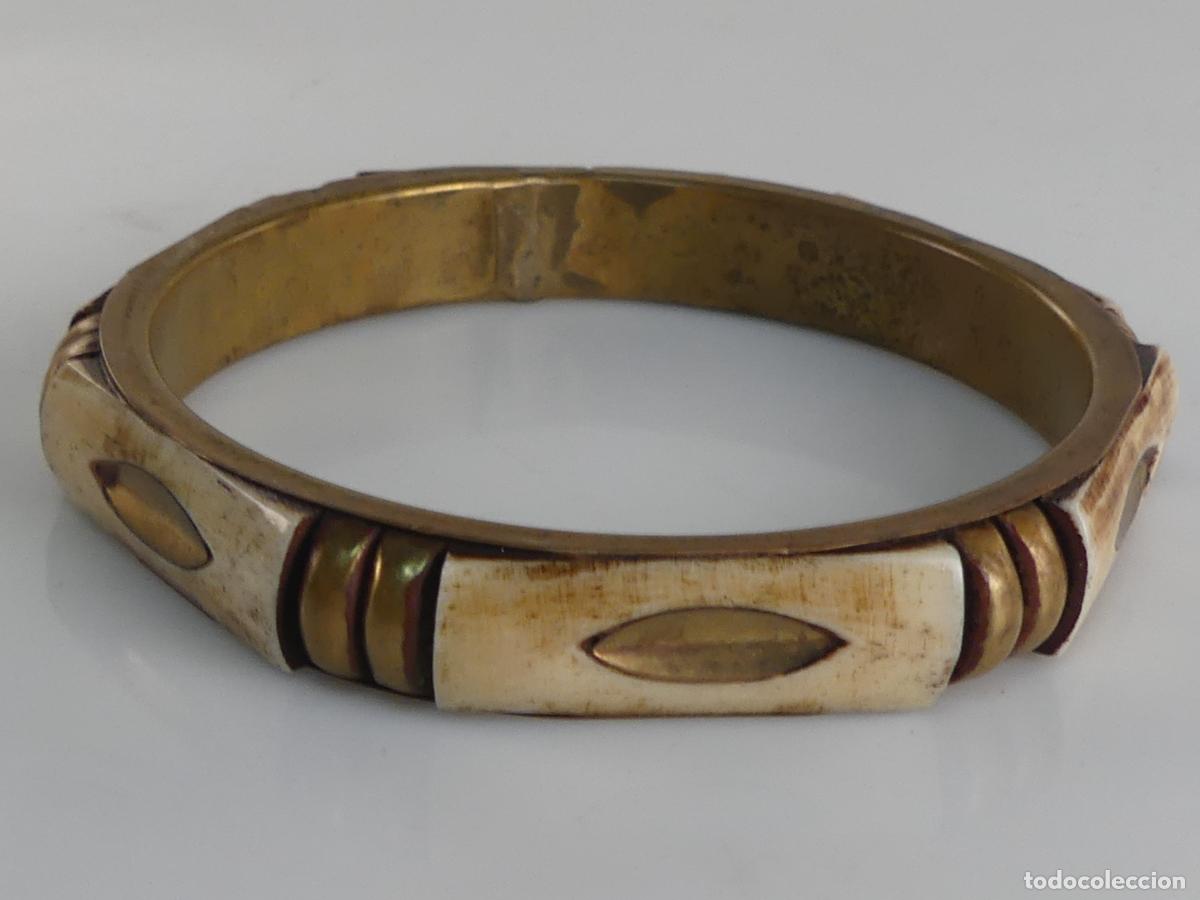 Joyeria: PULSERA DE LATON Y HUESO - Foto 1