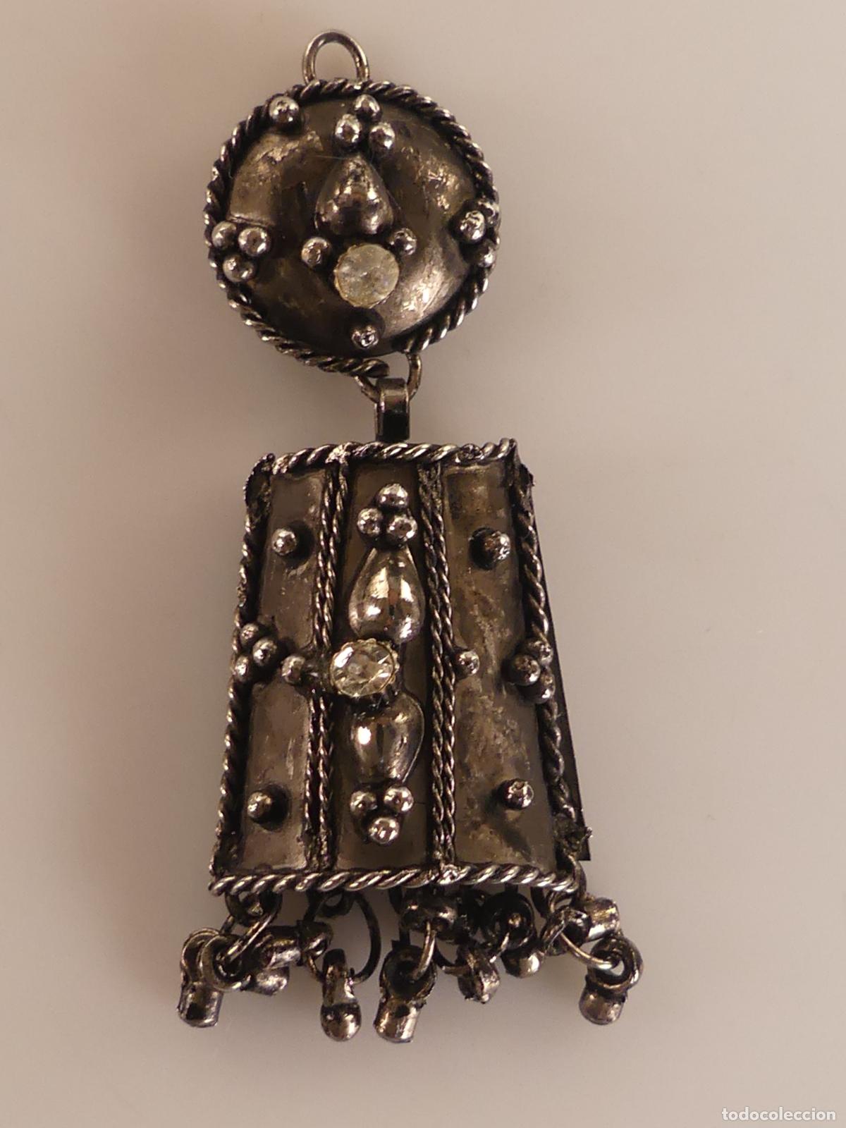 Joyeria: COLGANTE DE METAL PLATEADO - Foto 2