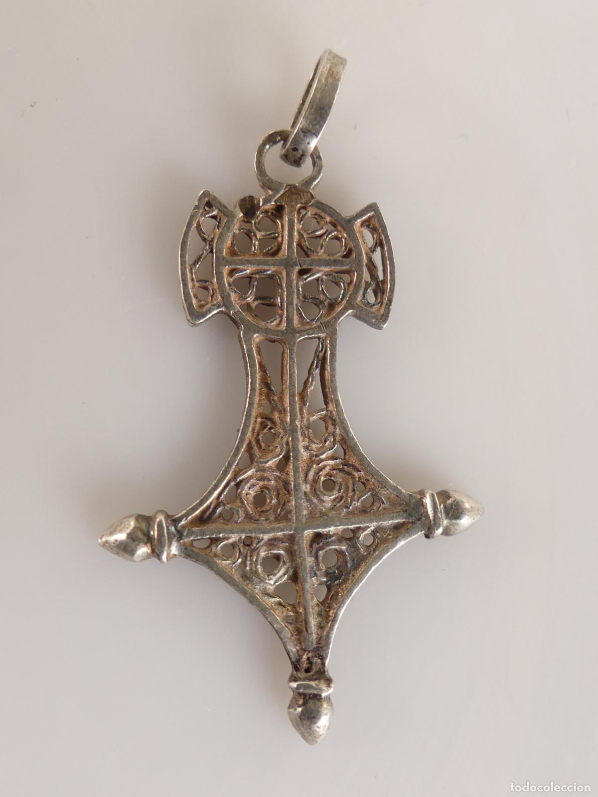 Jewelry: ELEGANTE COLGANTE DE PLATA ANTIGUA PESA 1,32 GRAMOS