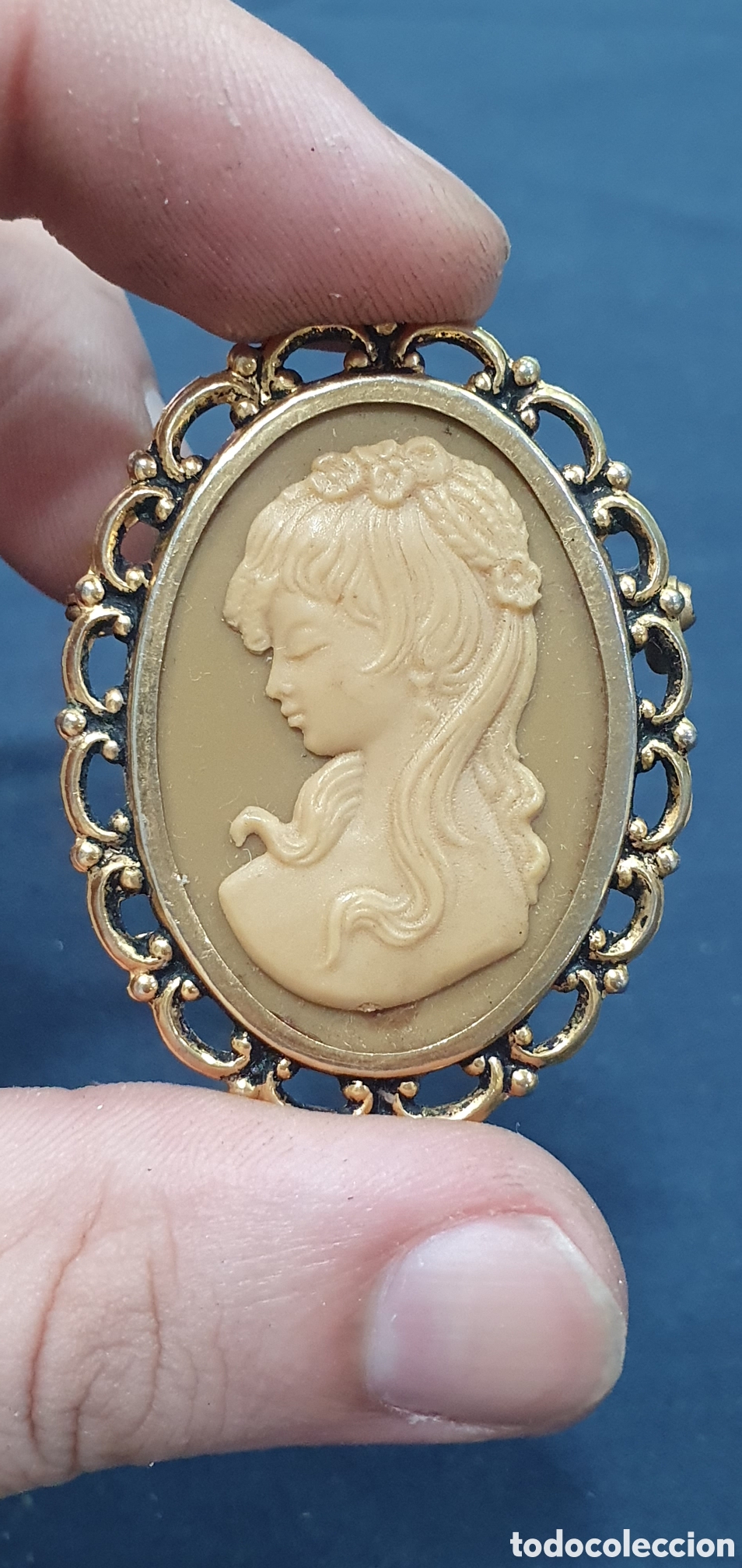 Joalharia: Bonito broche camafeo. (L135)