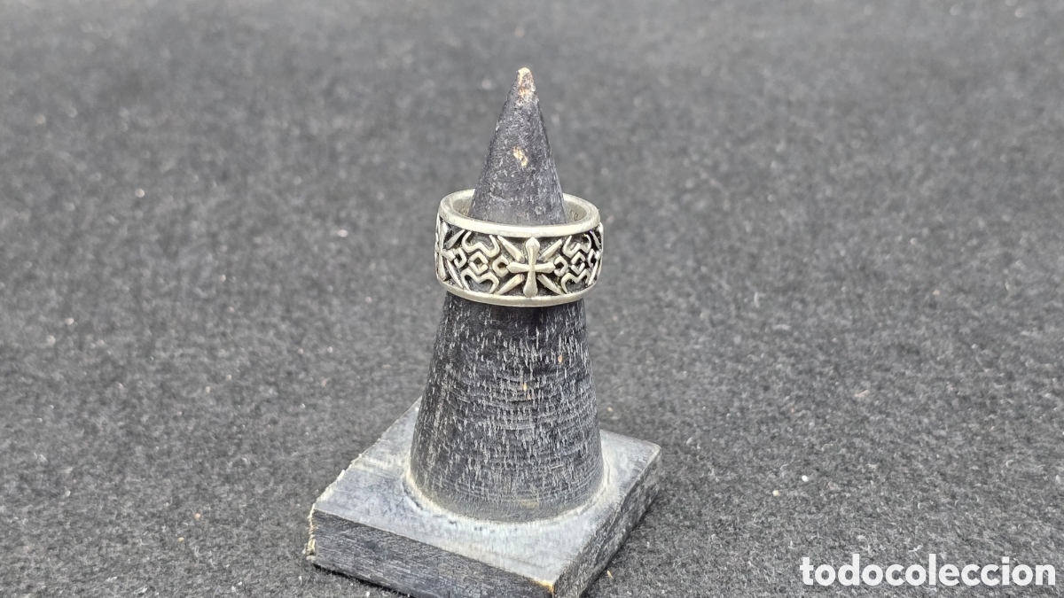 Joyeria: Anillo estilo g&oacute;tico de plata de ley contrastada - Foto 1