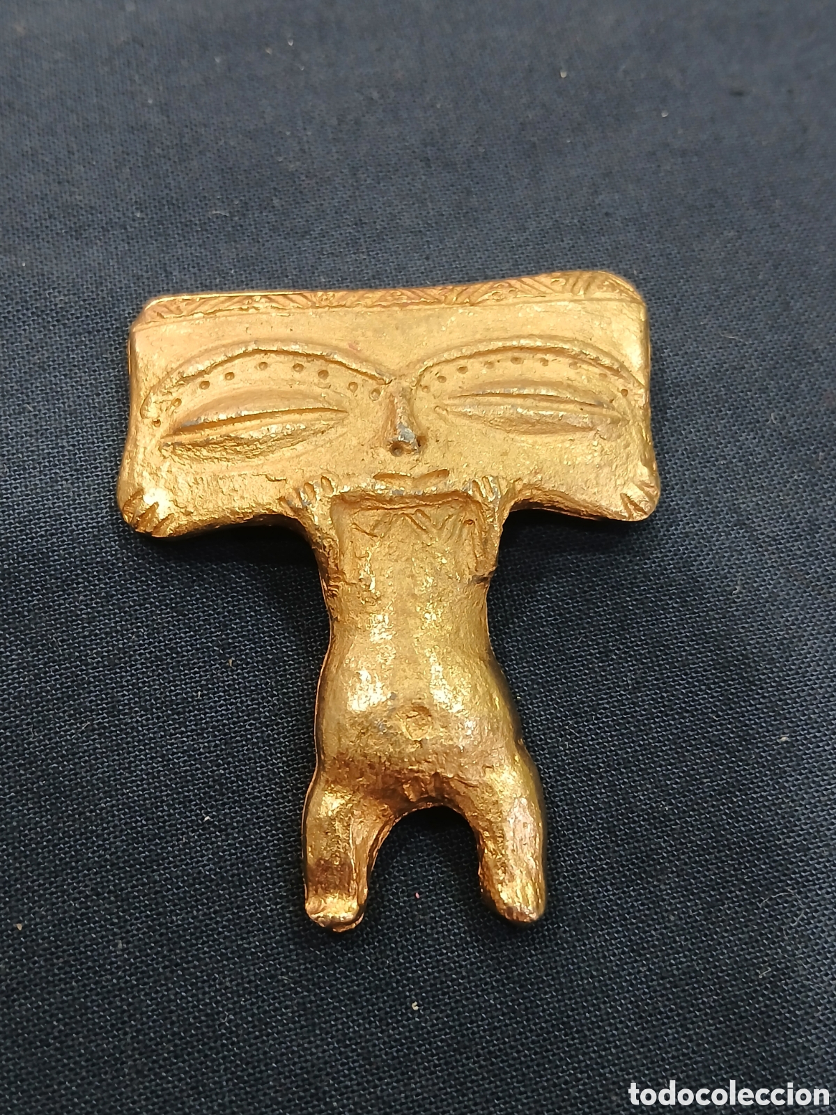 Joyeria: SALIDA 0.01&euro;. Broche figura tumbaga precolombina. (L134)