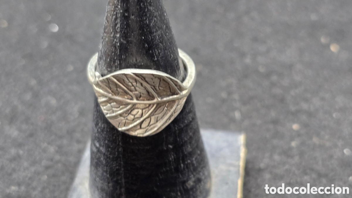 Joalharia: Precioso anillo de hoja en plata de ley contrastada