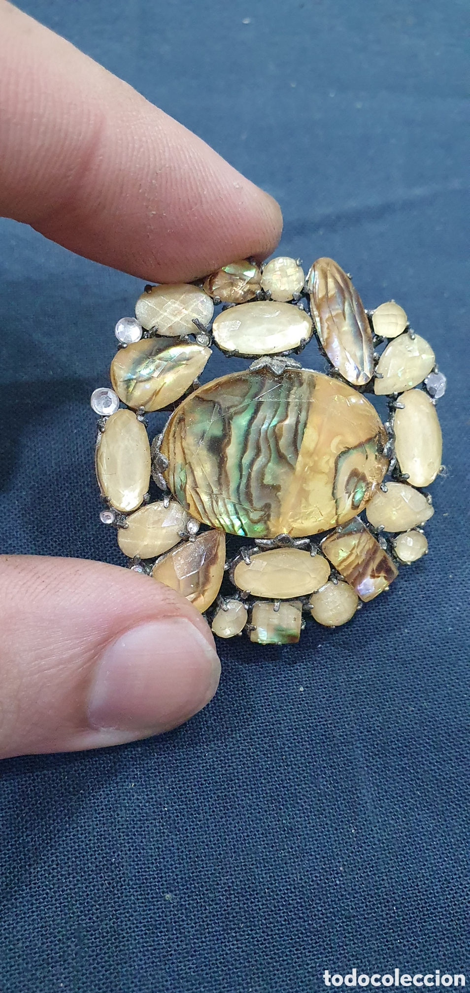 Joalharia: Antiguo broche con piedras. (L134)