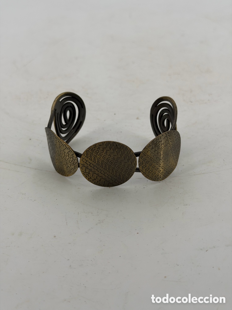 Joyeria: Antigua Pulsera de Lat&oacute;n - Foto 3
