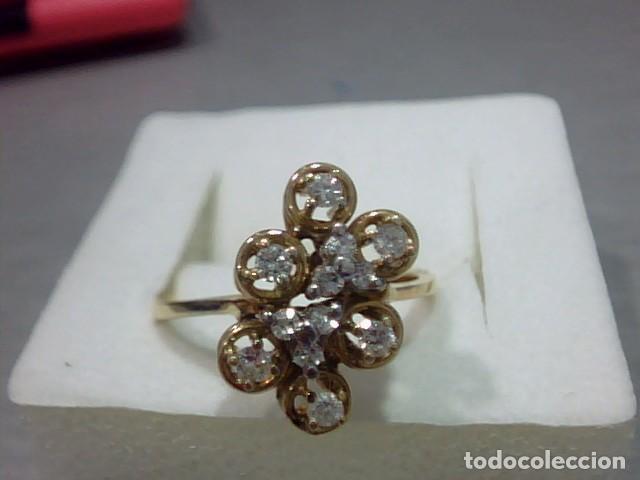 Joyeria: anillo en oro 18 kts y diamantes