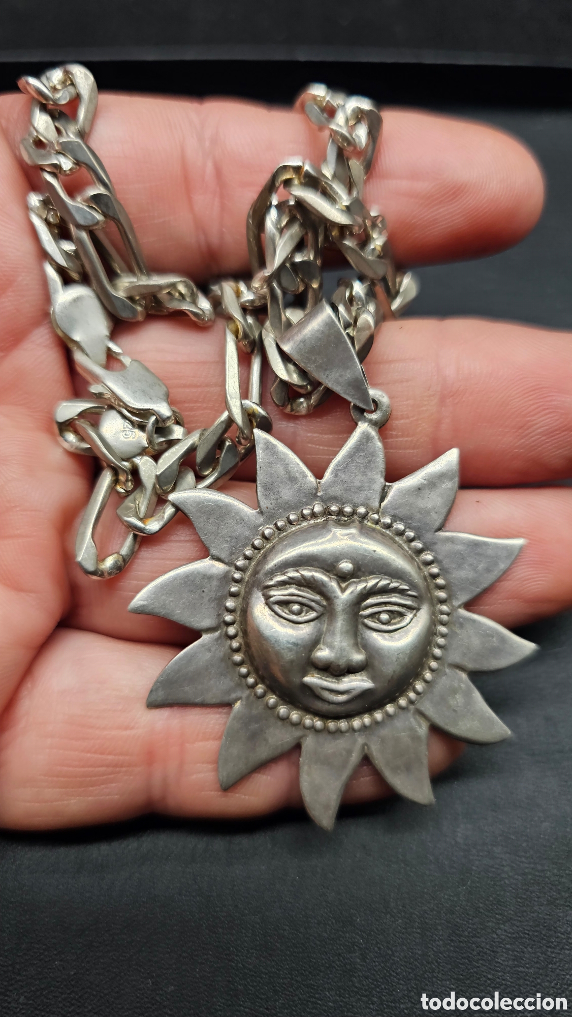 Joaillerie: Colgante y cadena de plata de ley contrastada