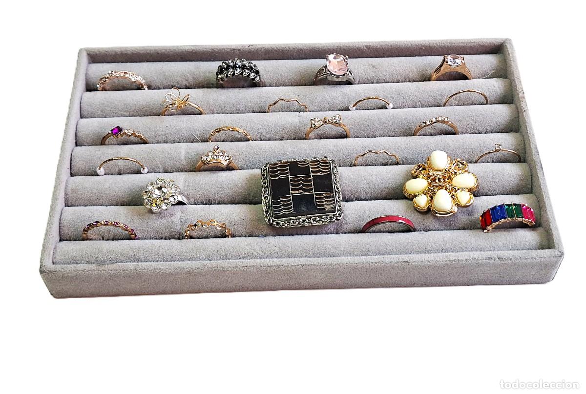 Joaillerie: LOTE DE ANILLOS VINTAGE + ORGANIZADOR DE TERCIOPELO