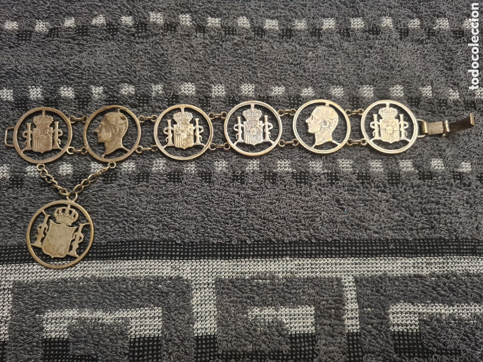 Joyeria: Antigua pulsera de plata de monedas - Foto 5