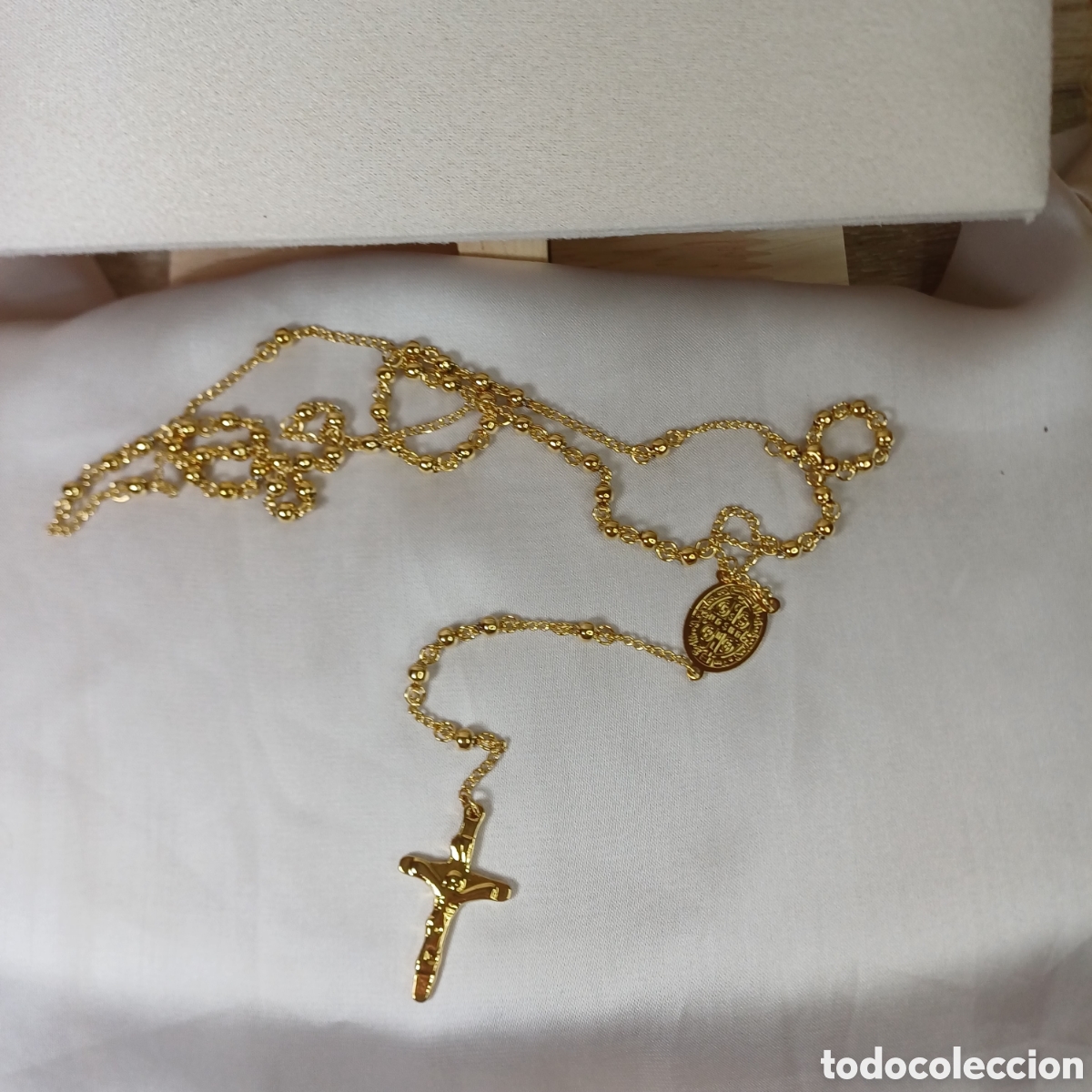 Joyeria: ROSARIO CRISTIANO CHAPADO ORO 18 K