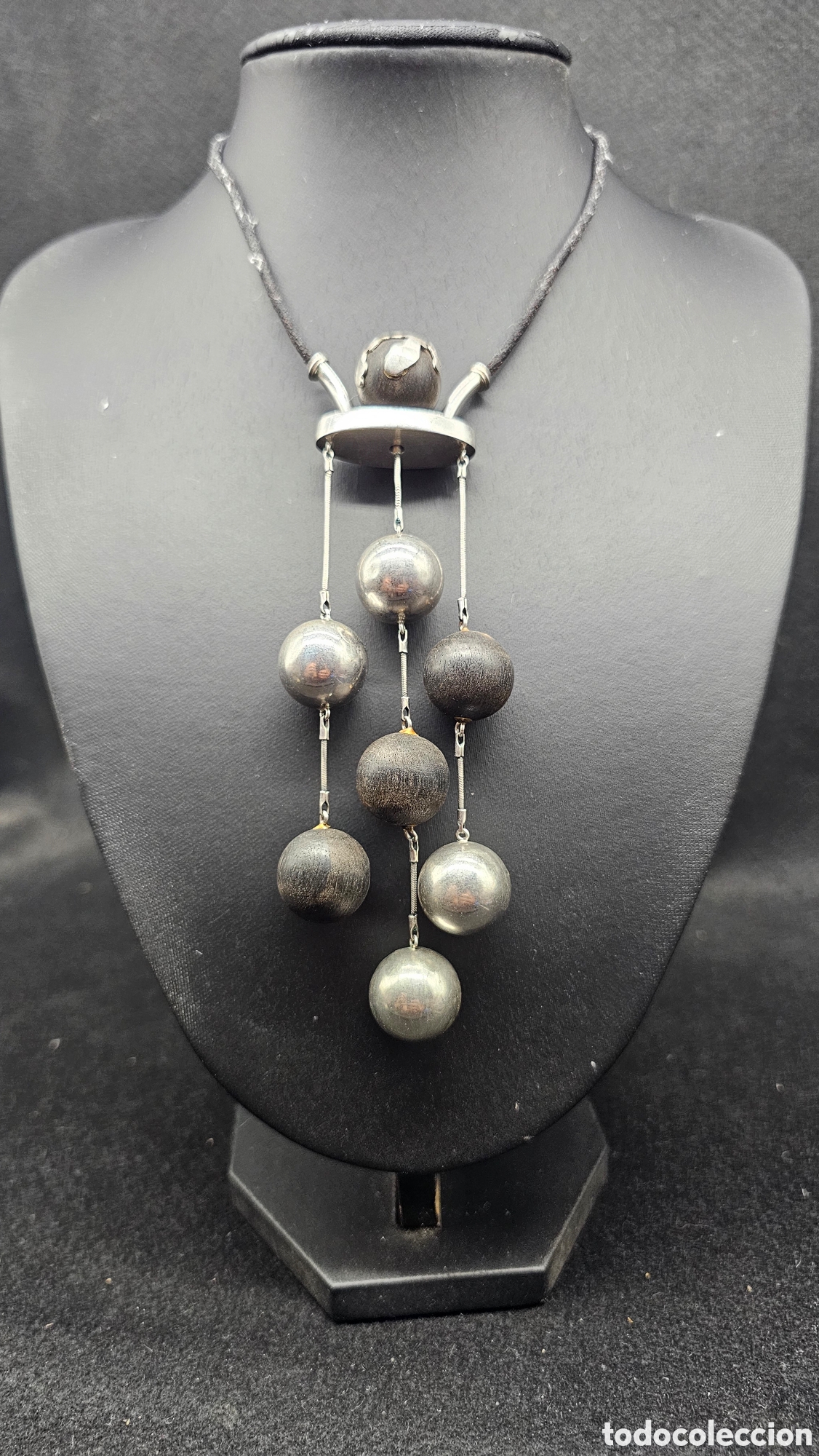 Joaillerie: Collar de dise&ntilde;o de plata de ley contrastada