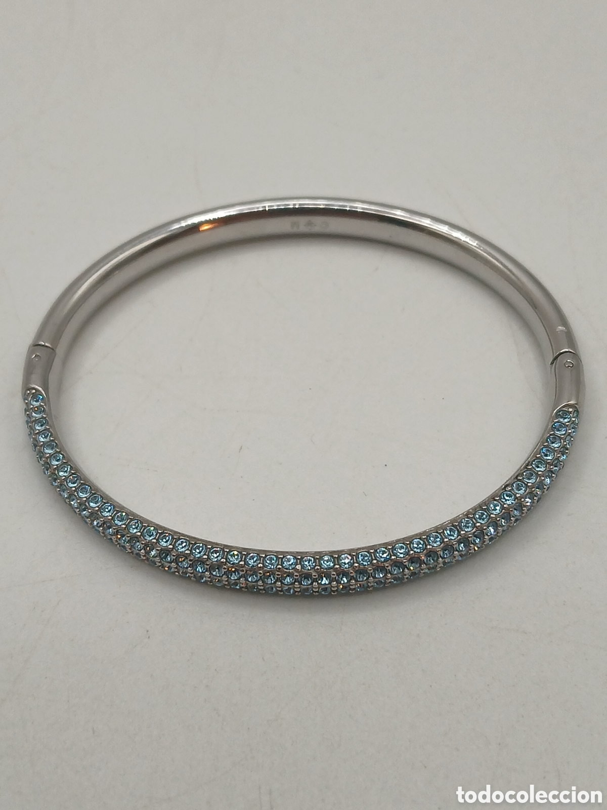 Joyeria: Swarovski. Pulsera metal plateado y cristal