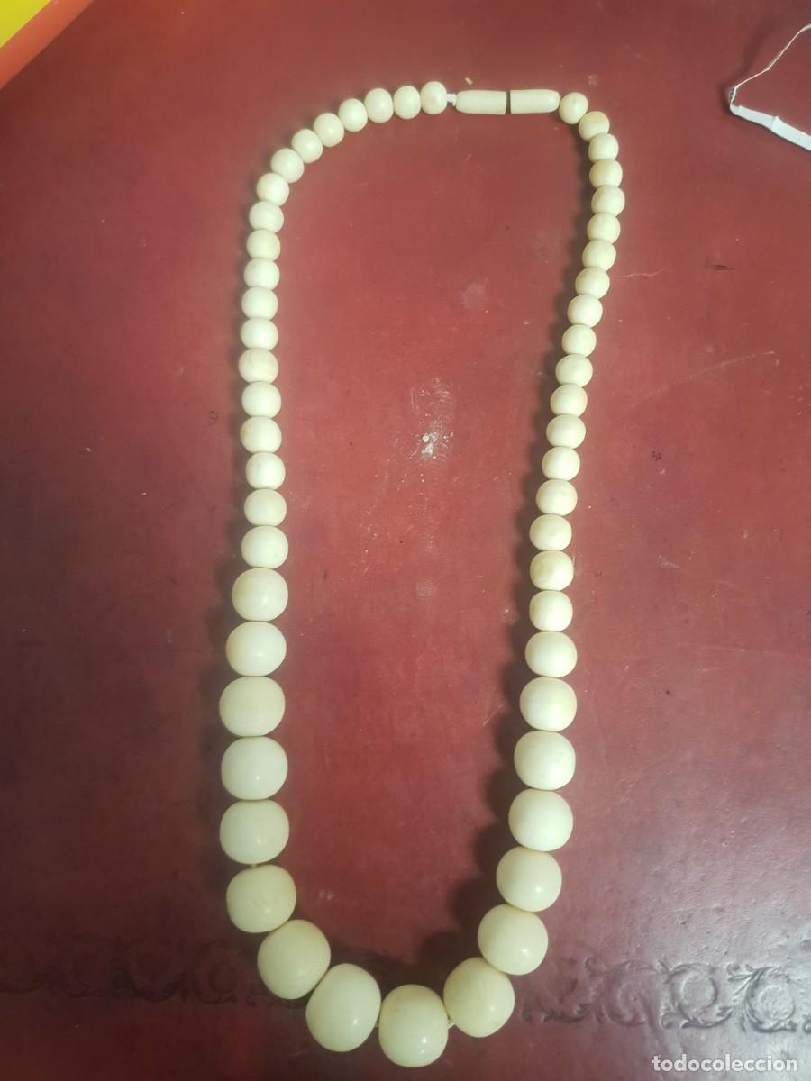 Joyeria: Collar bolas antiguo de marfil