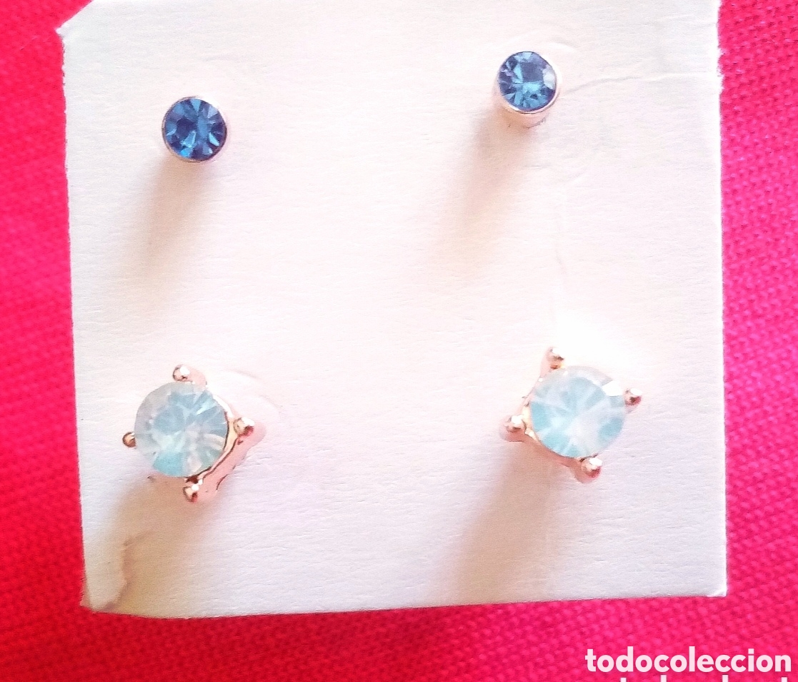 Joaillerie: 2 pares de pendientes de bot&oacute;n color oro rosa, azul oscuro y claro 2mm y 4mm. Muy bonitos