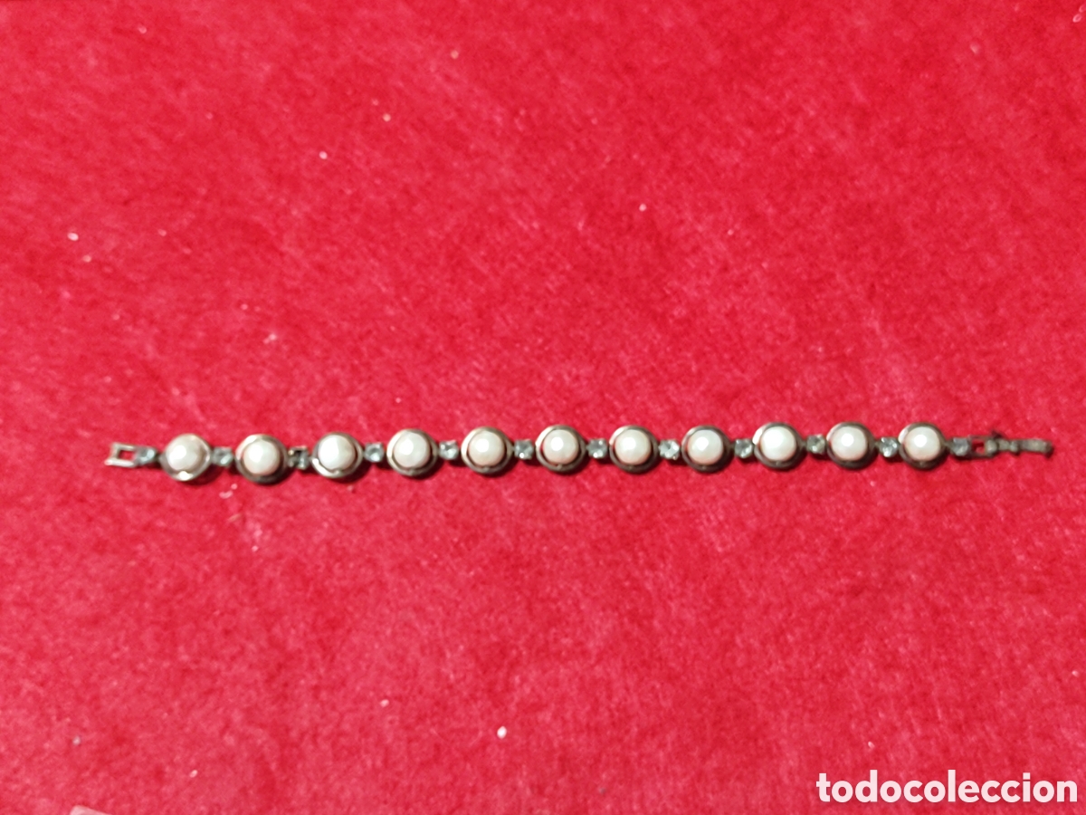 Joyeria: Antigua pulsera de plata y perlas con cristales s&iacute;mil diamantes
