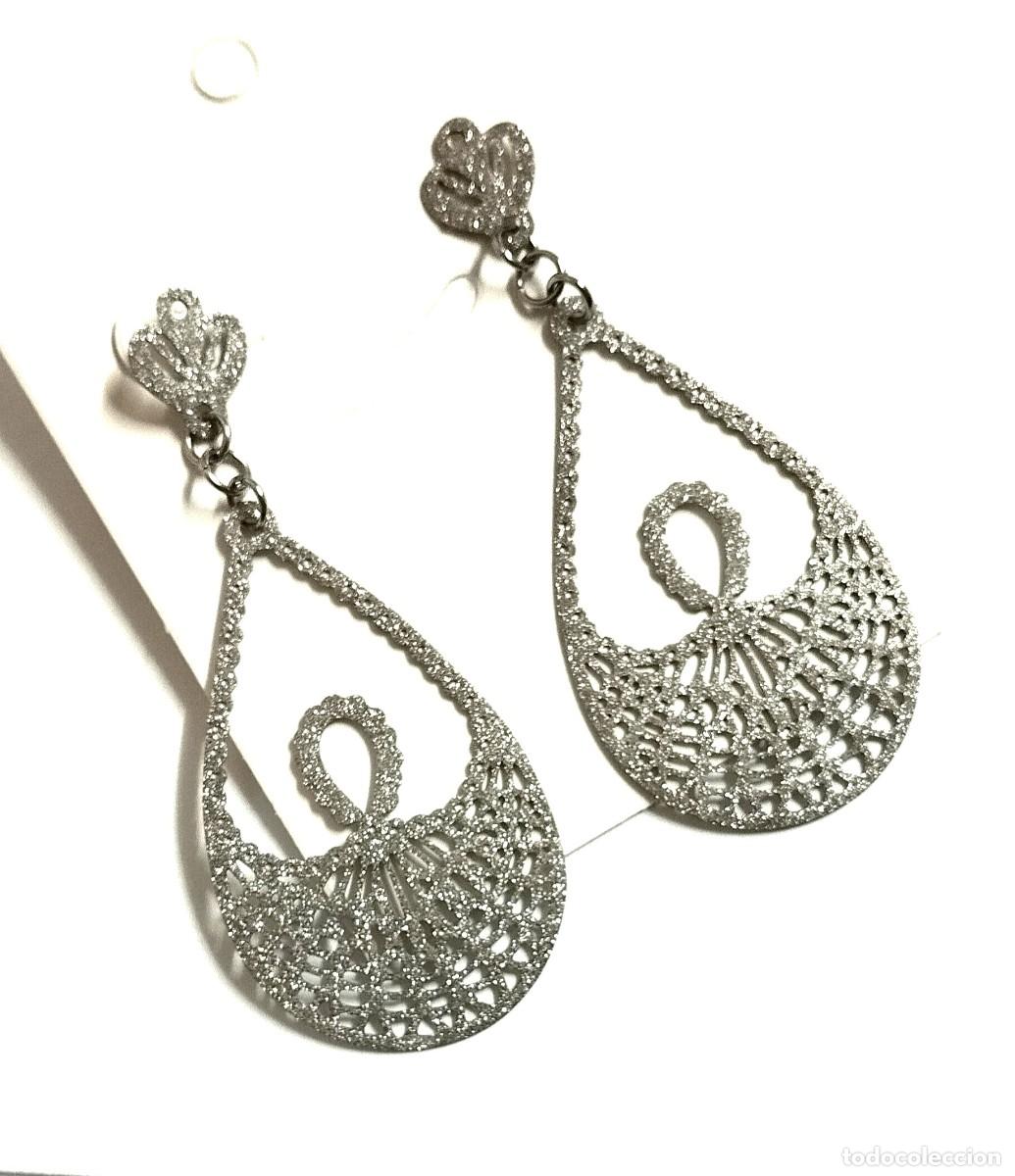 Joyeria: Pendientes largos de acero