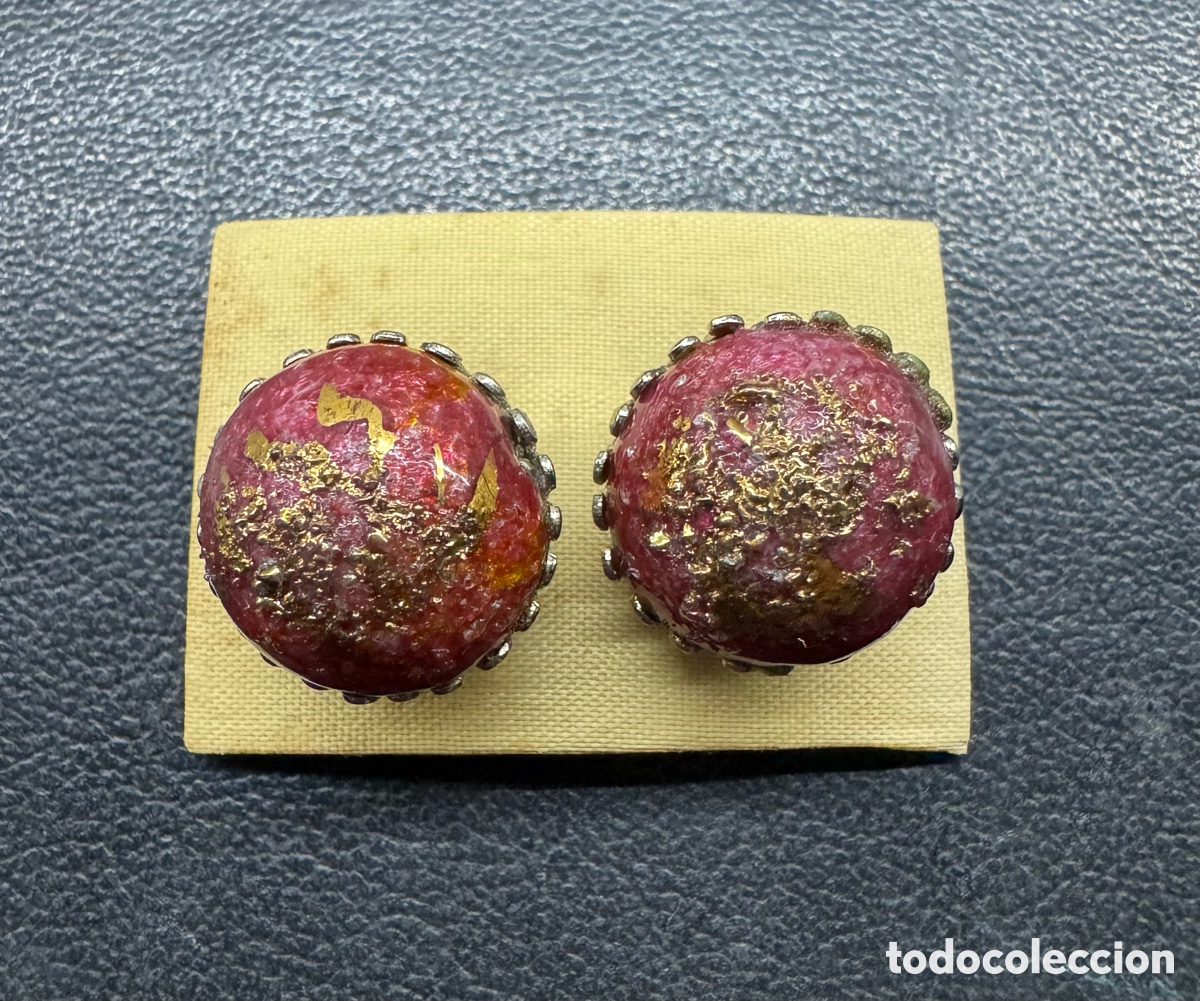 Joyeria: Pendientes Clip Vintage Esmalte Rosa Fucsia con Pan de Oro. A&ntilde;os 60. Joyer&iacute;a de Autor -