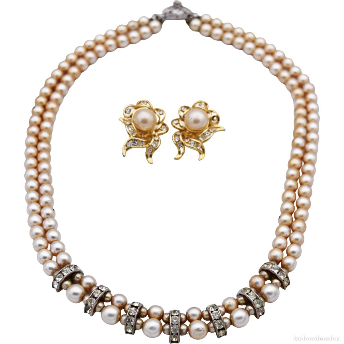 Jewelry: Collar y pendientes dorados