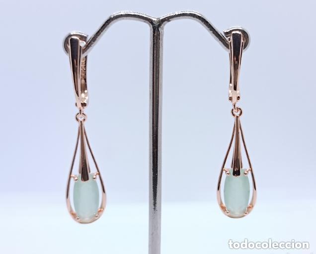 Jewelry: Elegantes pendientes largos en oro de 14k contrastado con cuarzo verde facetado