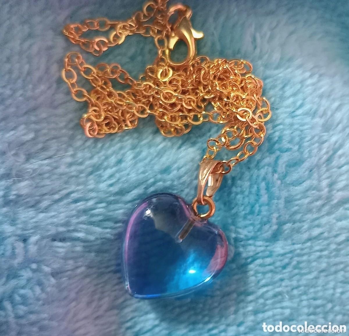 Gioielleria: Original colgante coraz&oacute;n azul trasl&uacute;cido + cadena dorada 1,8cm aprox. Muy bonito