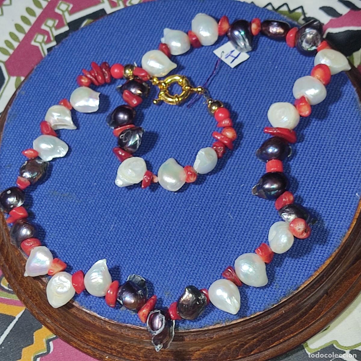Joyeria: Collar de perlas grises y blancas con coral rojo. *H* - Foto 5