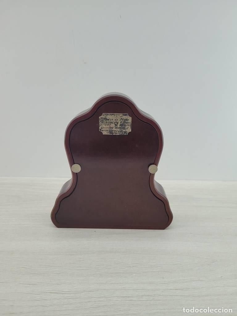 Joyeria: RELOJ DE P&Eacute;NDULO MADERA Y PLATA - Foto 7