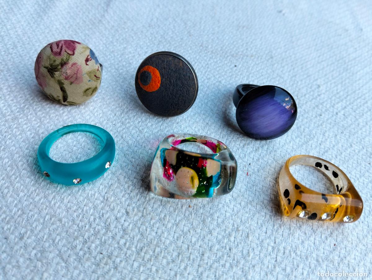 Joaillerie: Lote 6 anillos de bisuter&iacute;a vintage de colores retro
